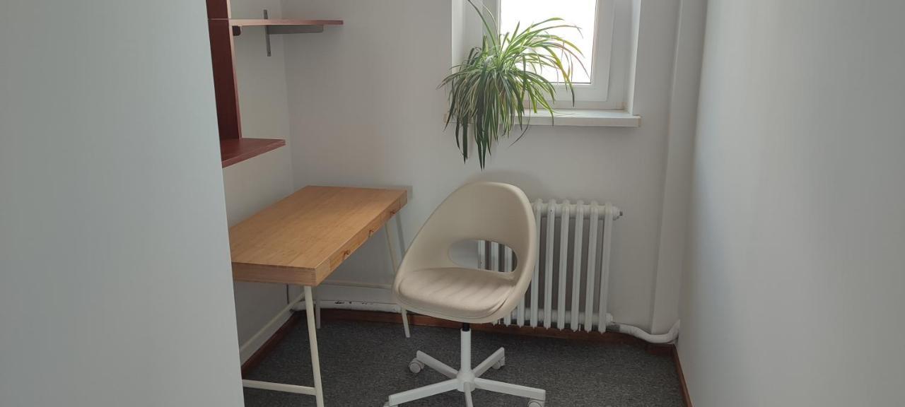 Danube Riverside With Quite Workplace Apartment Pressburg
